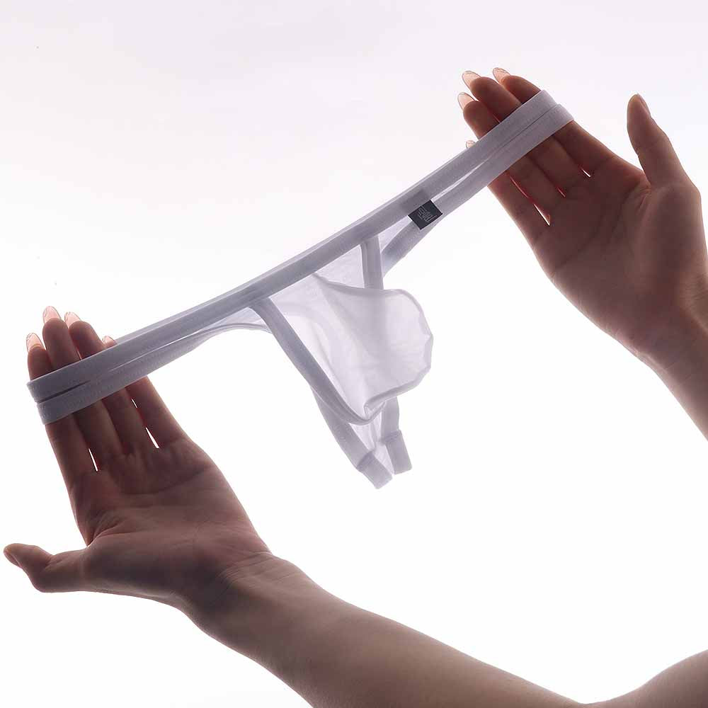 Ultra-thin breathable men’s underwear in ice silk fabric
